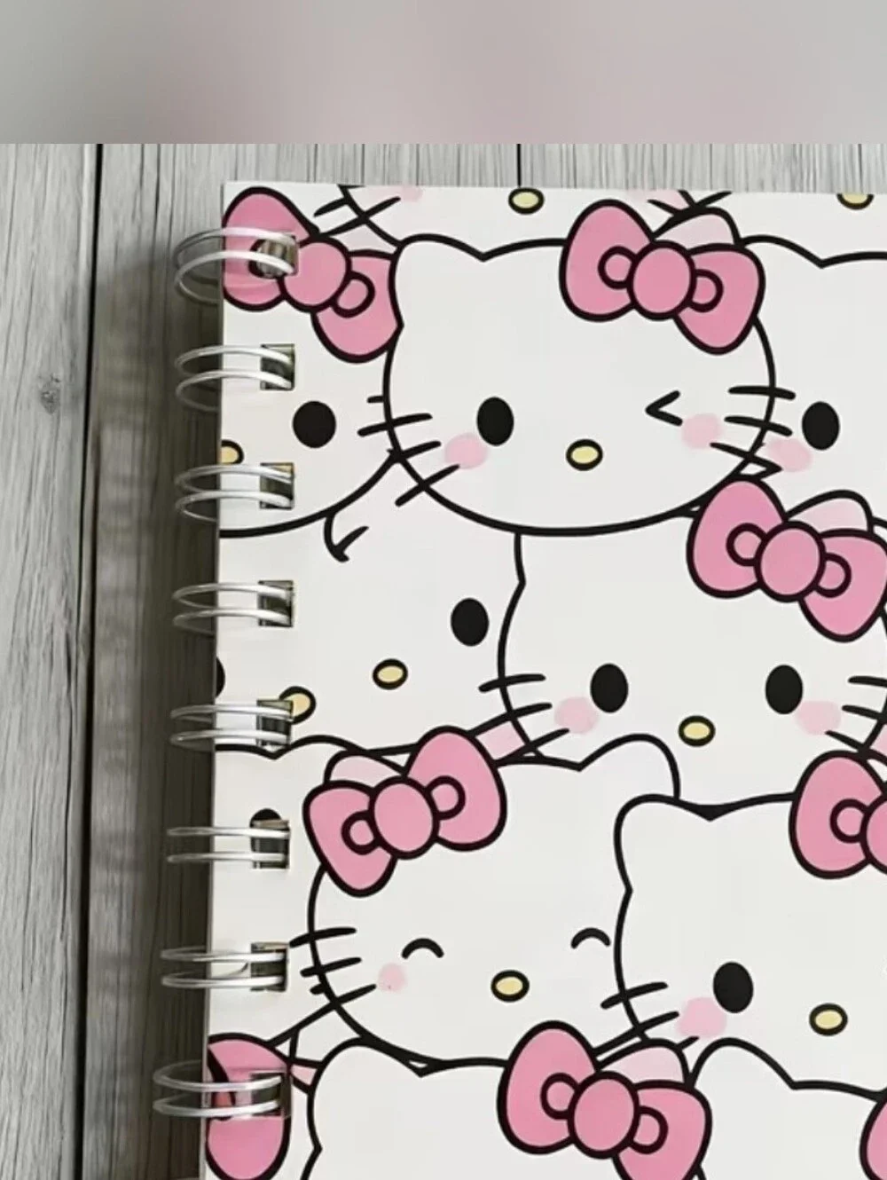 Hello Kitty Stationary Set- Notepad, Pen, Stickers & Zipper Pouch- NEW!